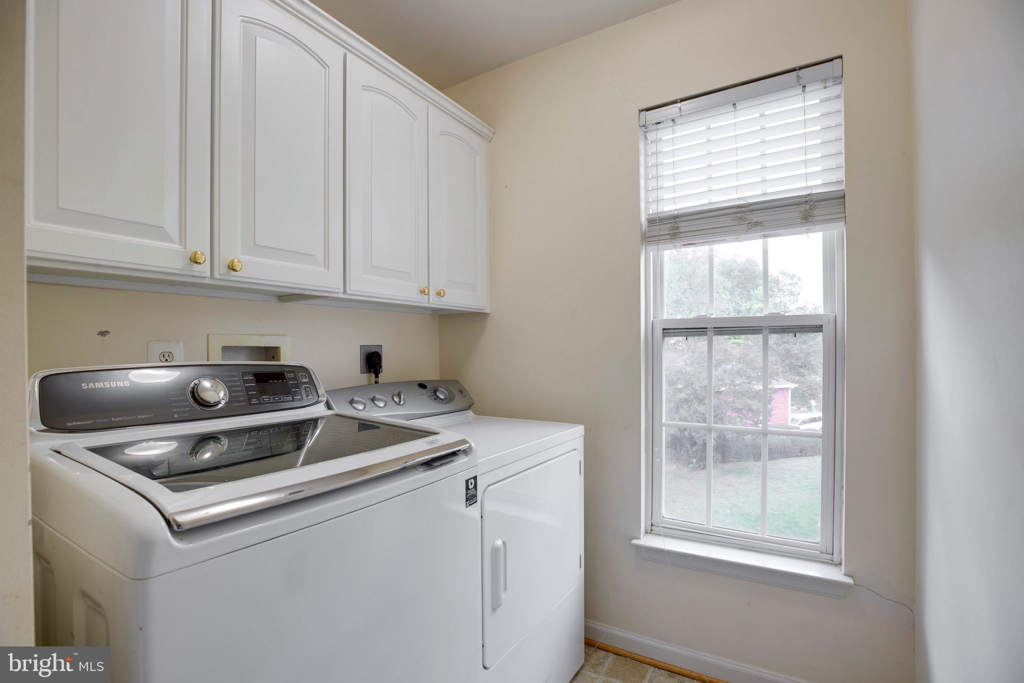 DAWSON LANDING - Residential Lease