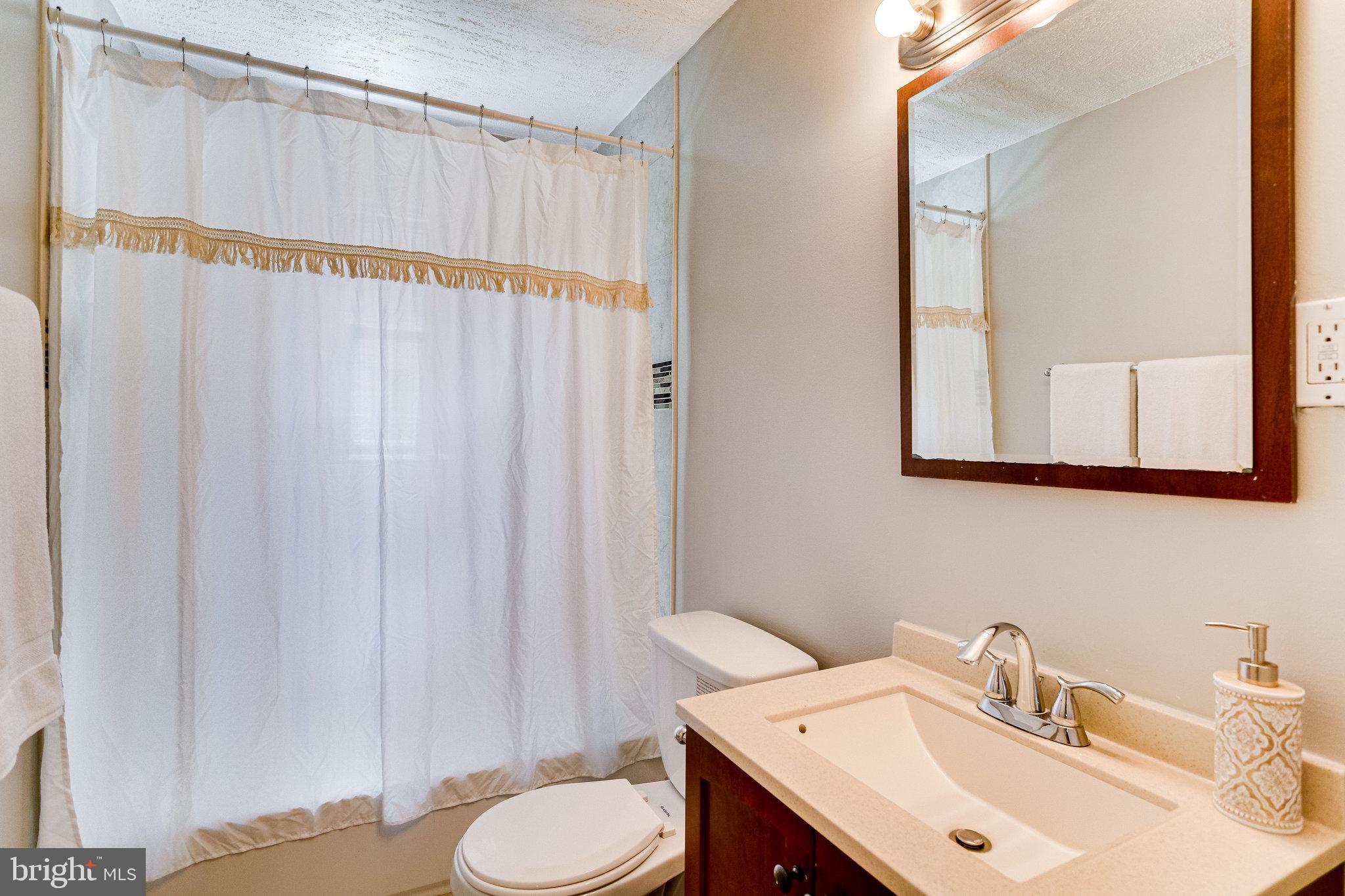 RIVERDALE - Residential