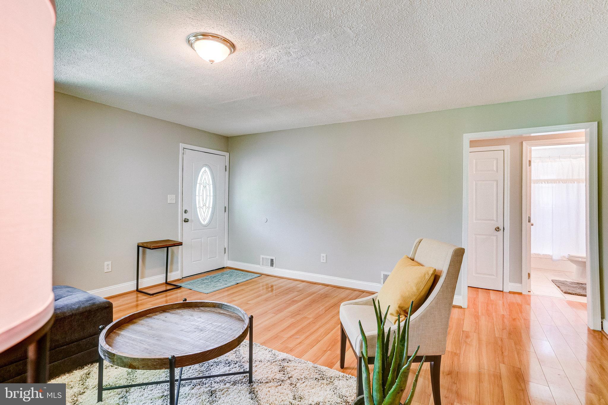 RIVERDALE - Residential