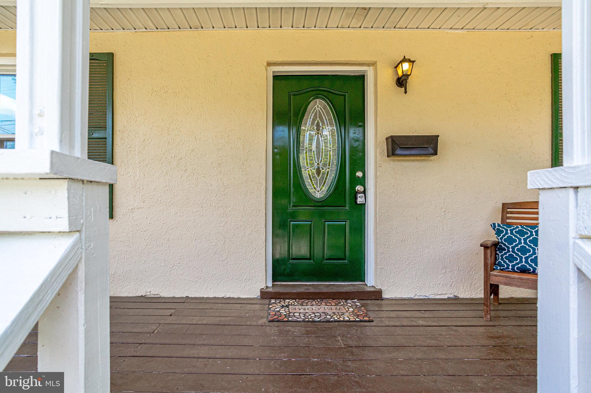 RIVERDALE - Residential