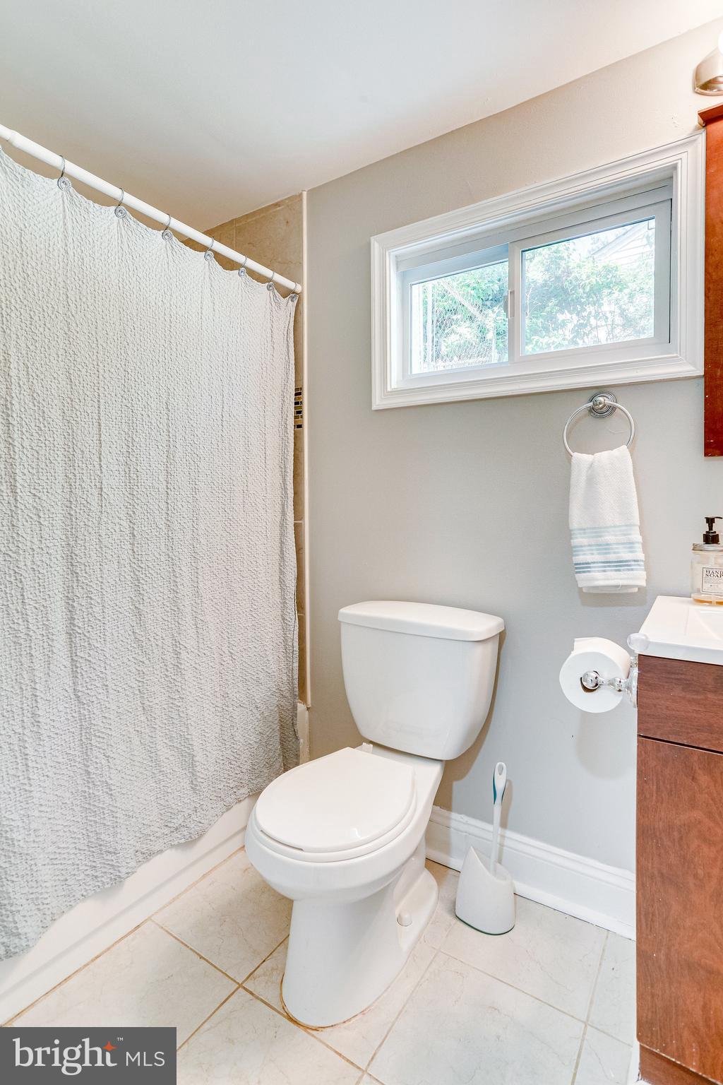 RIVERDALE - Residential