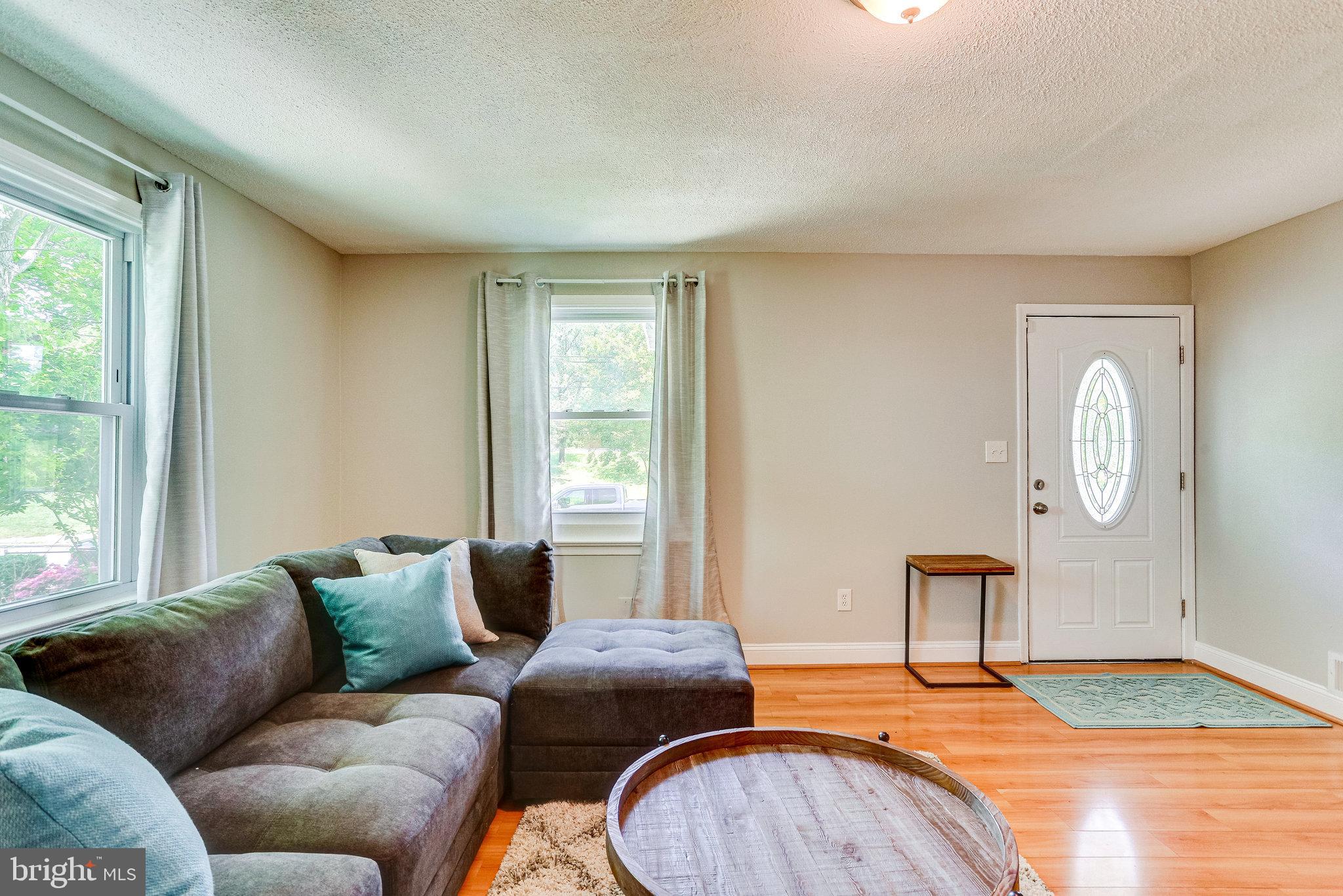 RIVERDALE - Residential