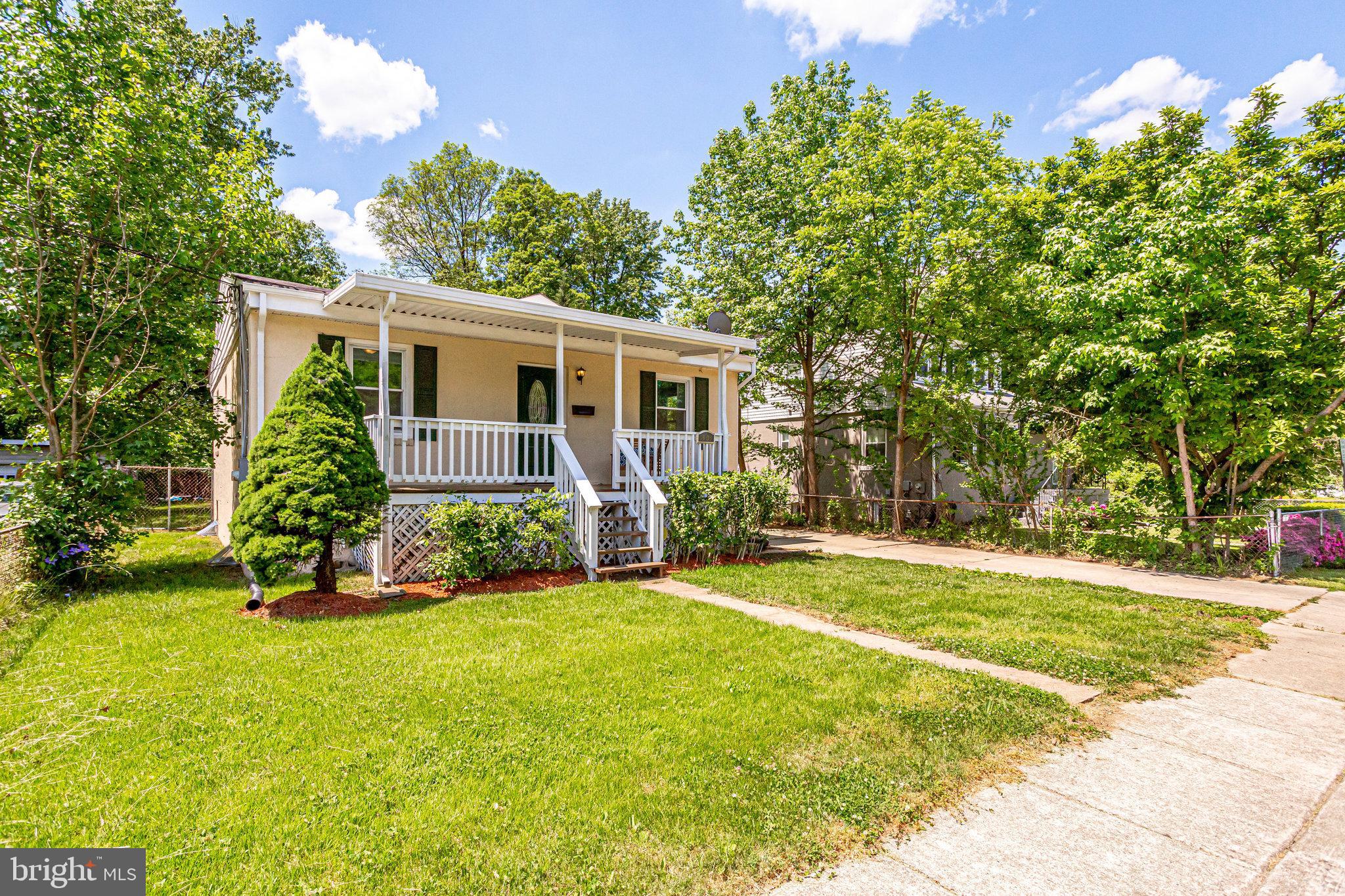 RIVERDALE - Residential