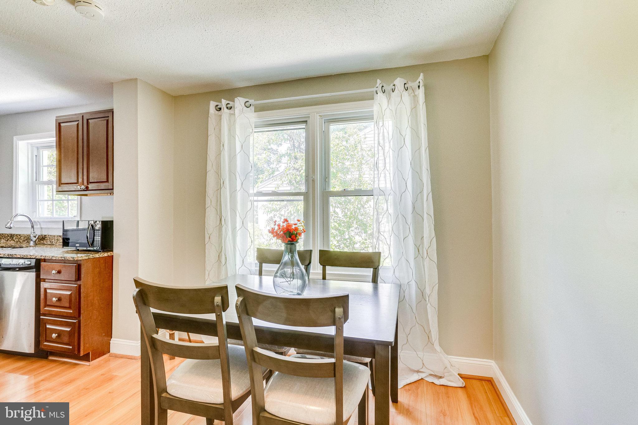 RIVERDALE - Residential