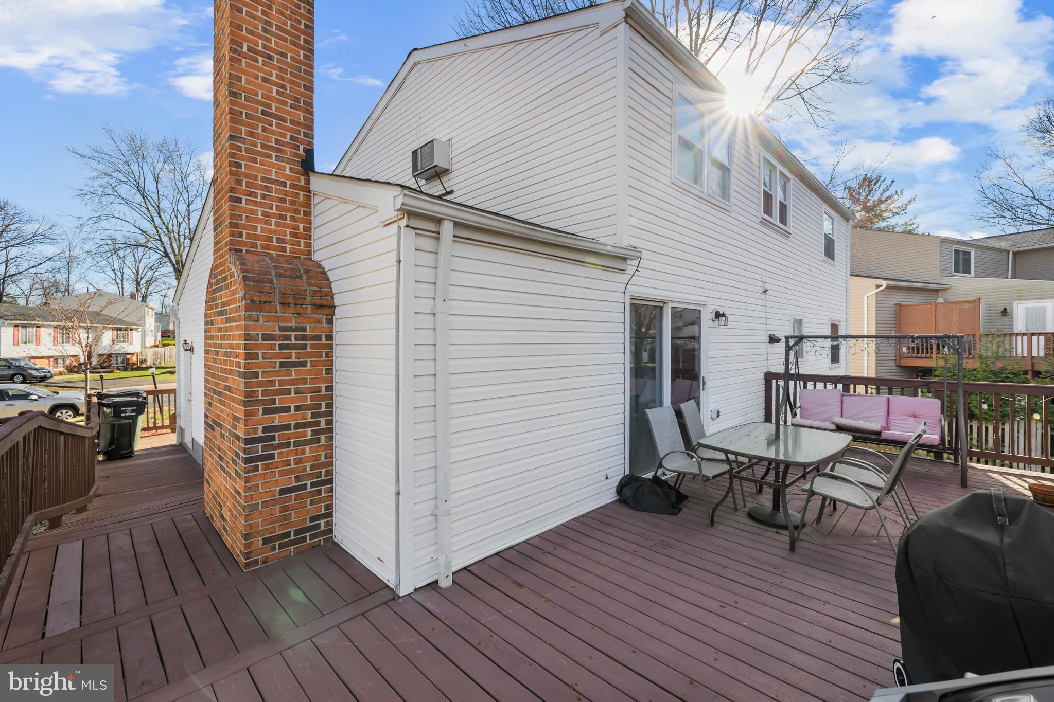 POINT OF WOODS - Residential