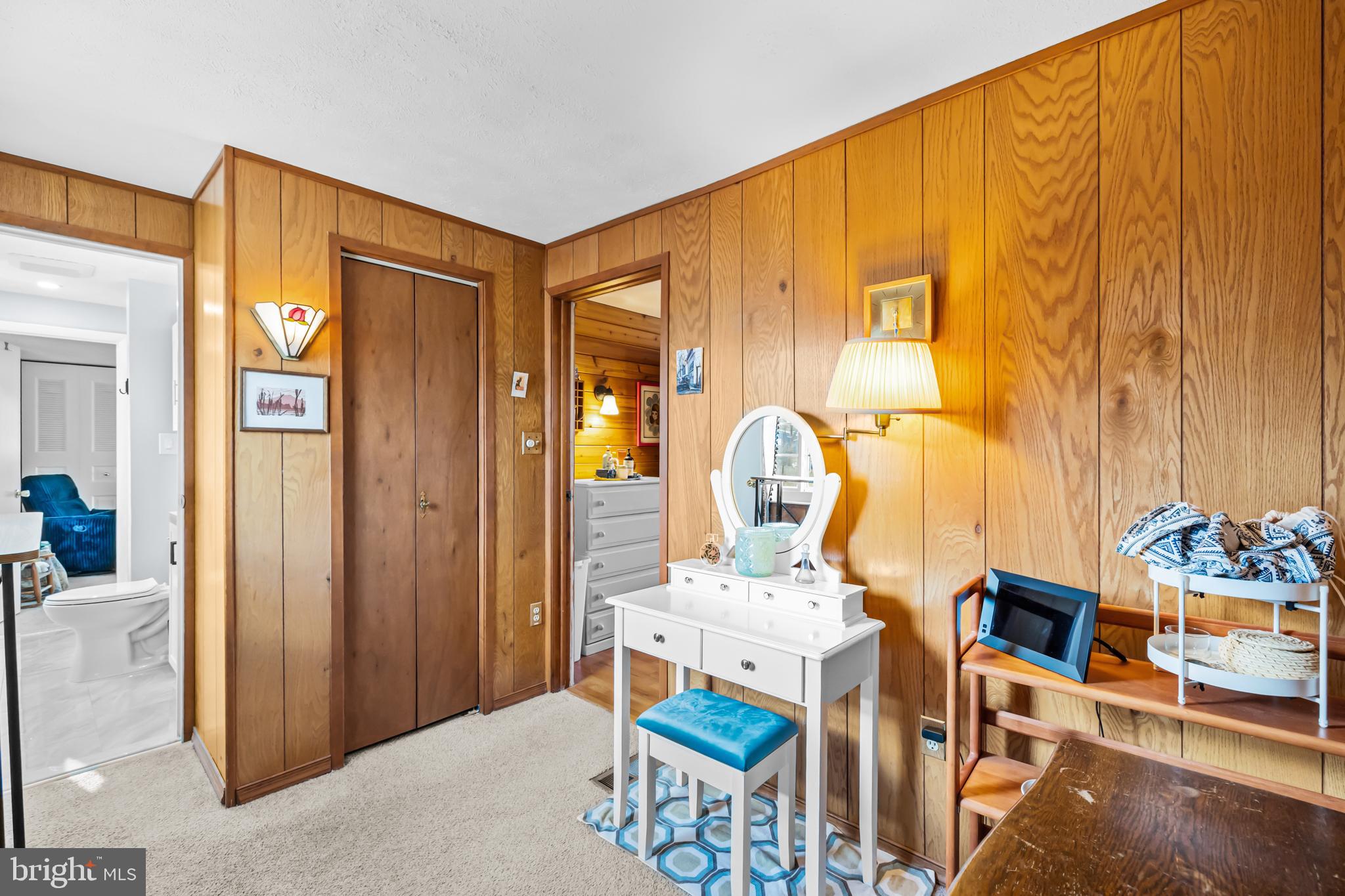 POINT OF WOODS - Residential