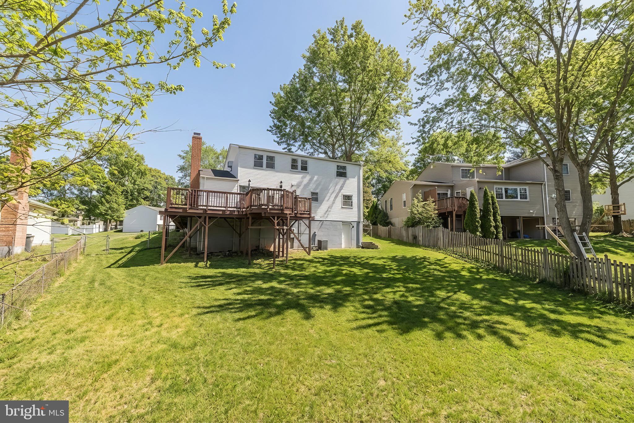 POINT OF WOODS - Residential