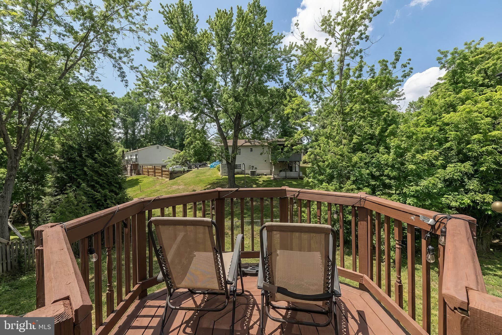 POINT OF WOODS - Residential