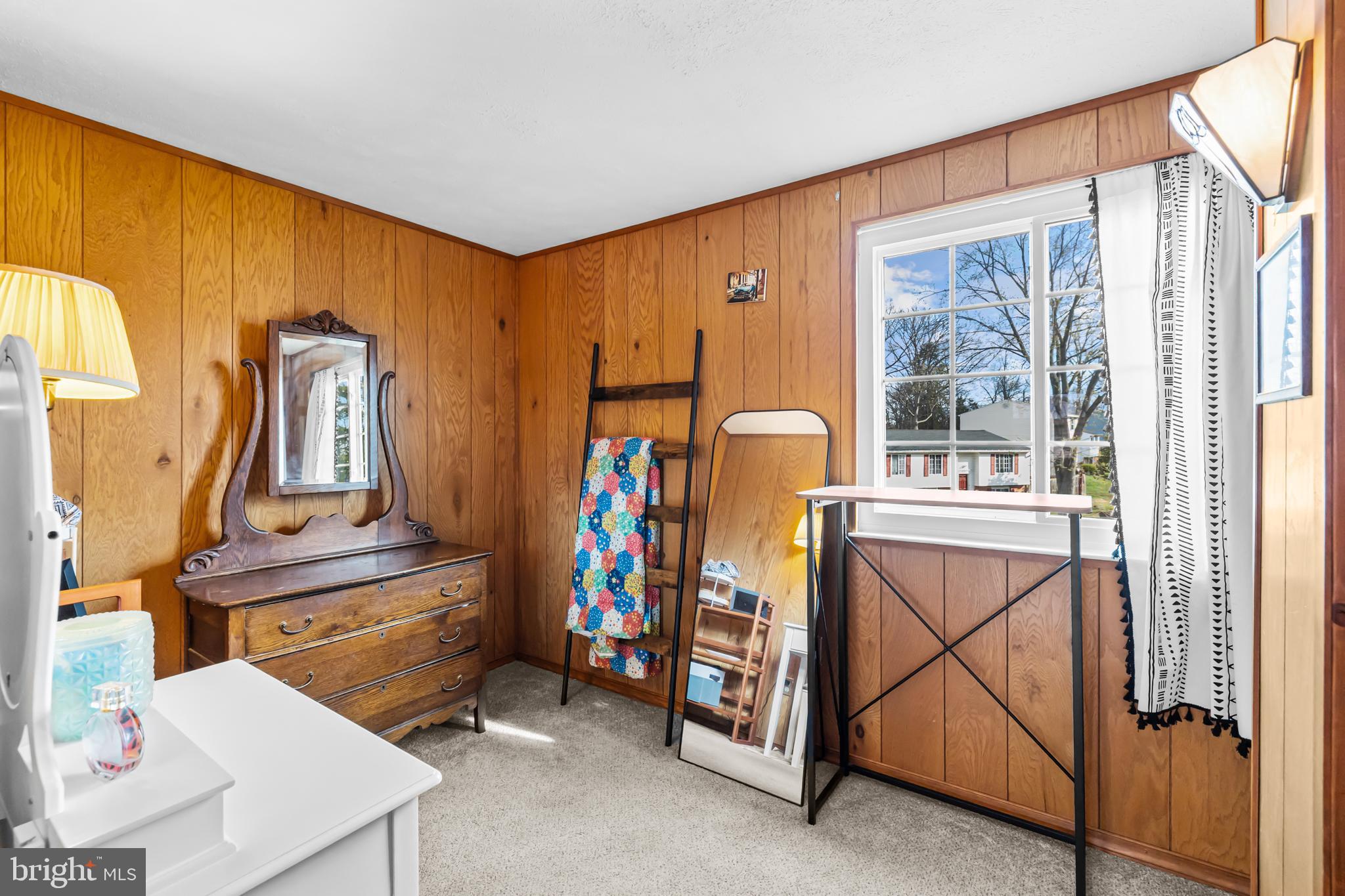 POINT OF WOODS - Residential