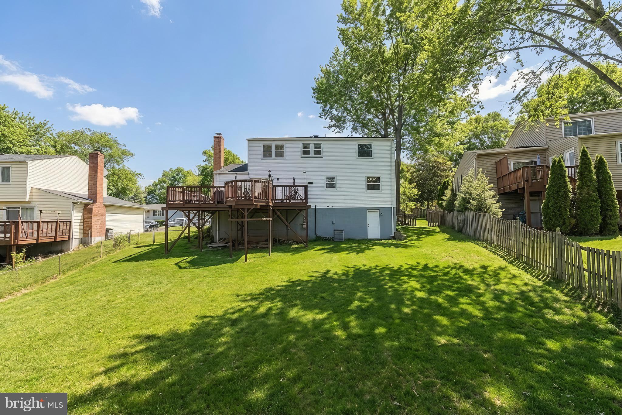 POINT OF WOODS - Residential