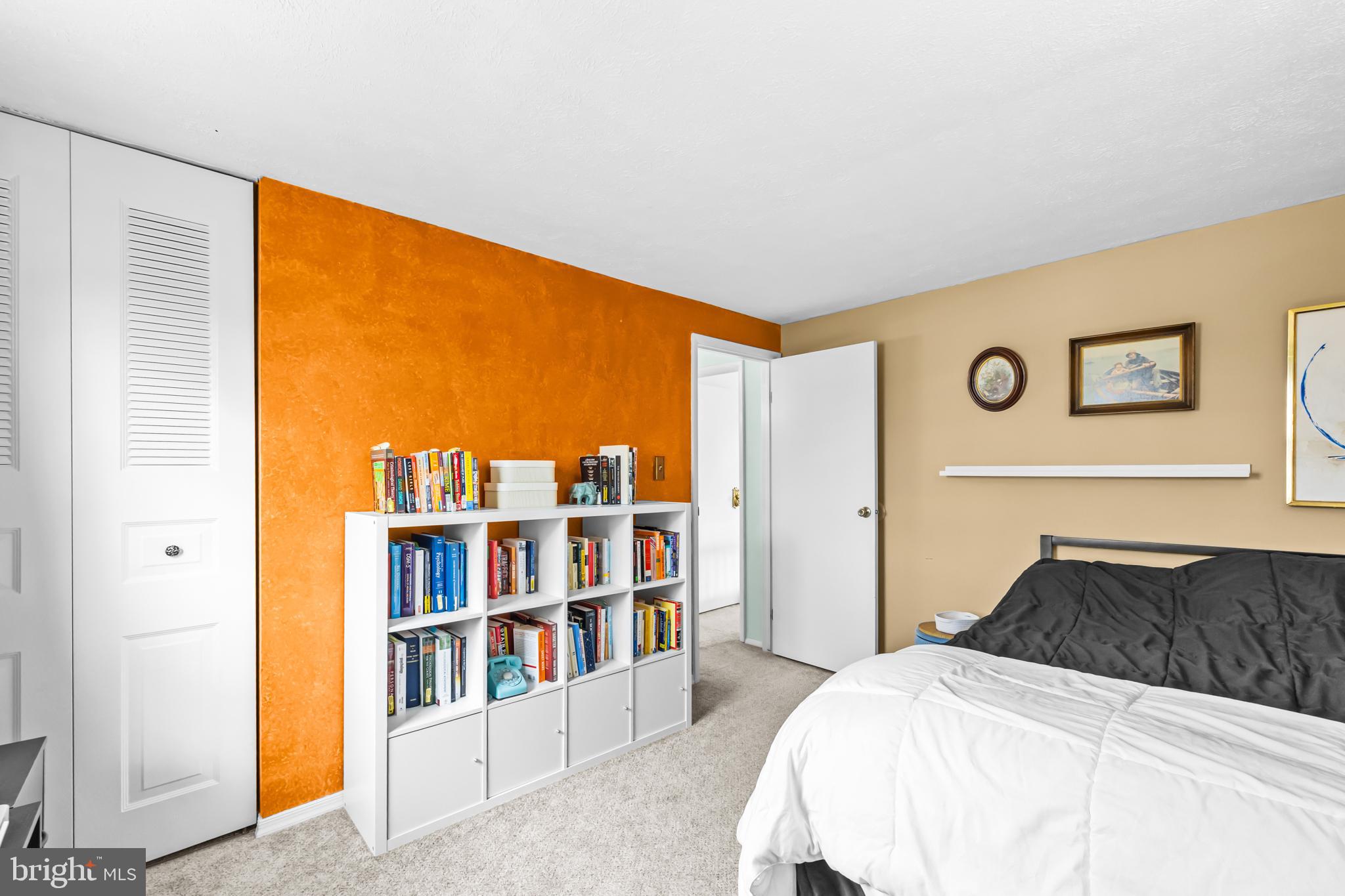 POINT OF WOODS - Residential