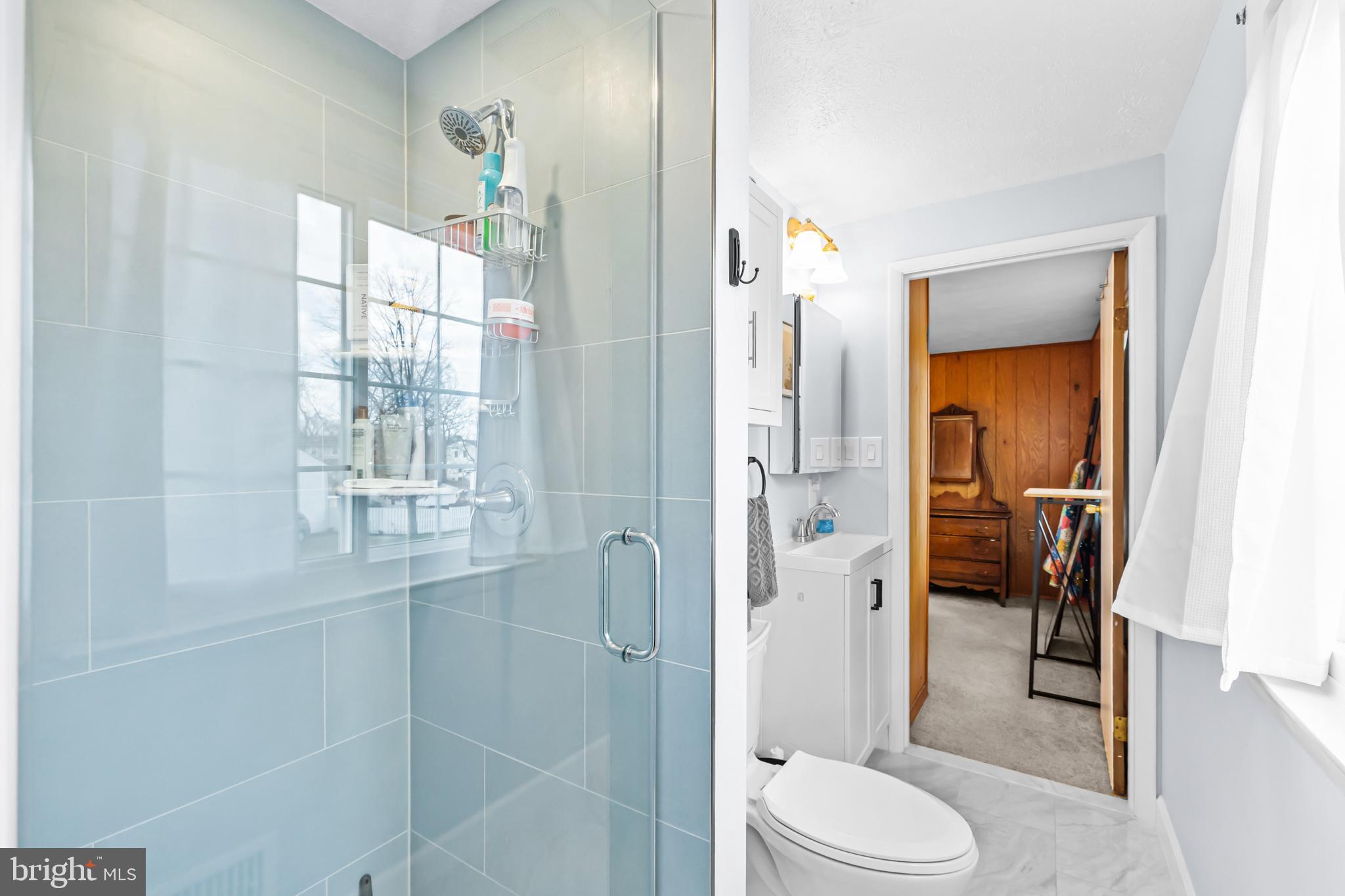 POINT OF WOODS - Residential