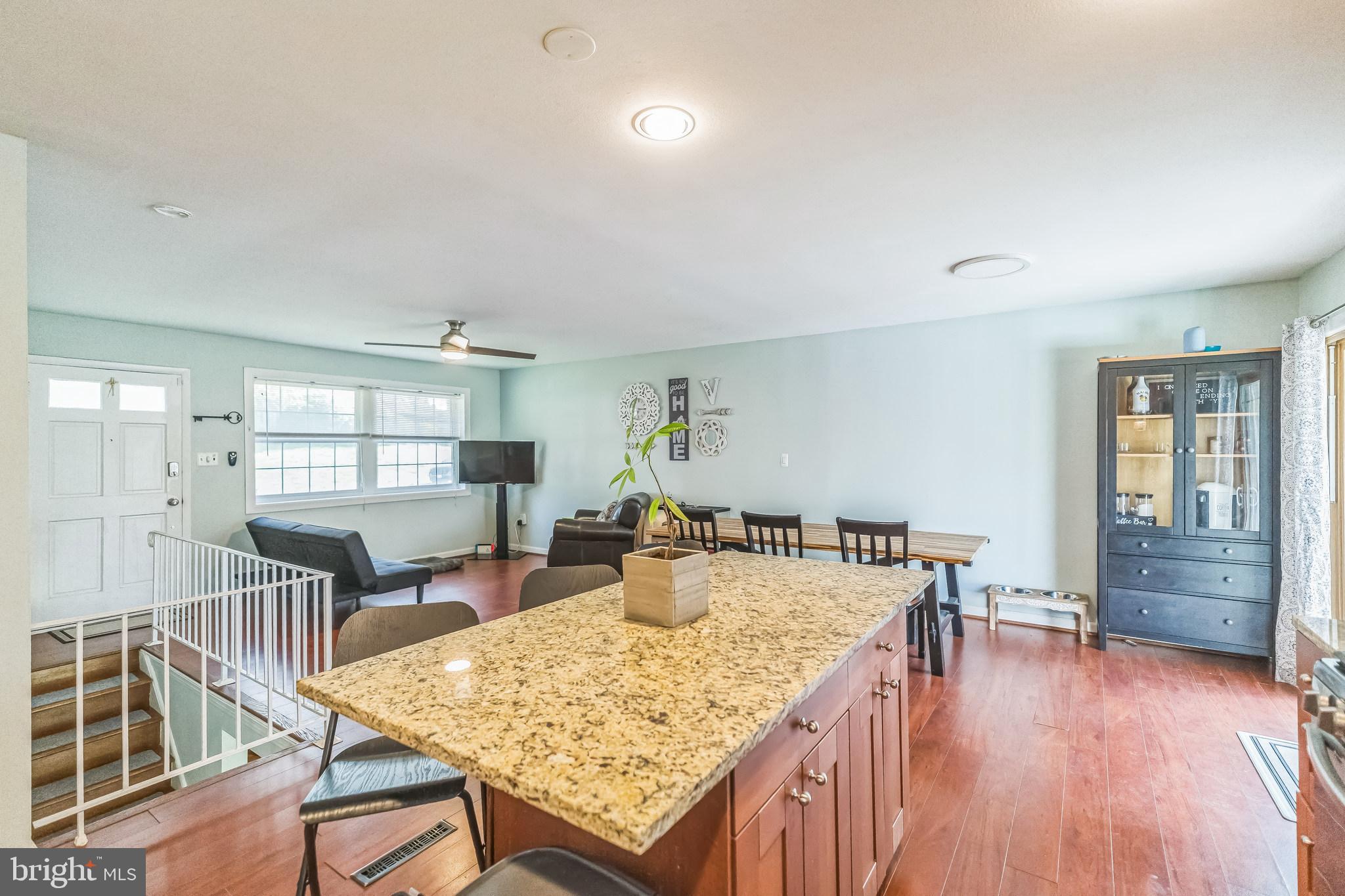 DALE CITY - Residential