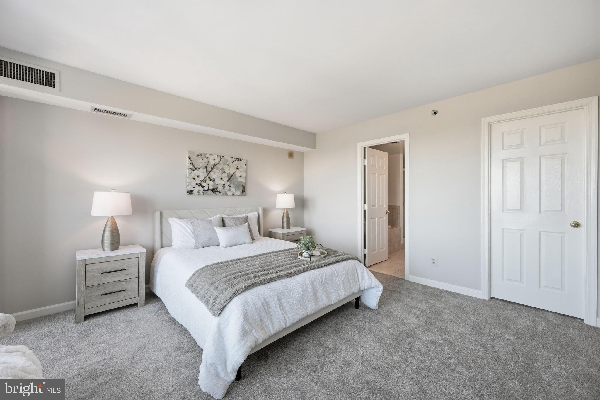 WHITLEY PARK CONDOMINIUM - Residential