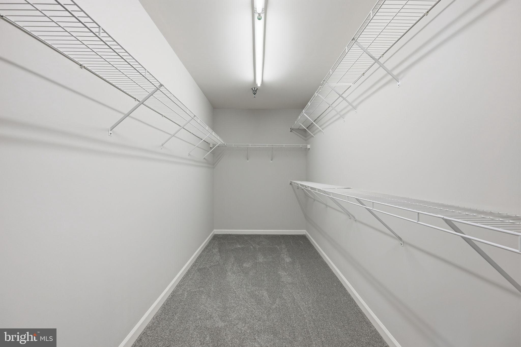 WHITLEY PARK CONDOMINIUM - Residential