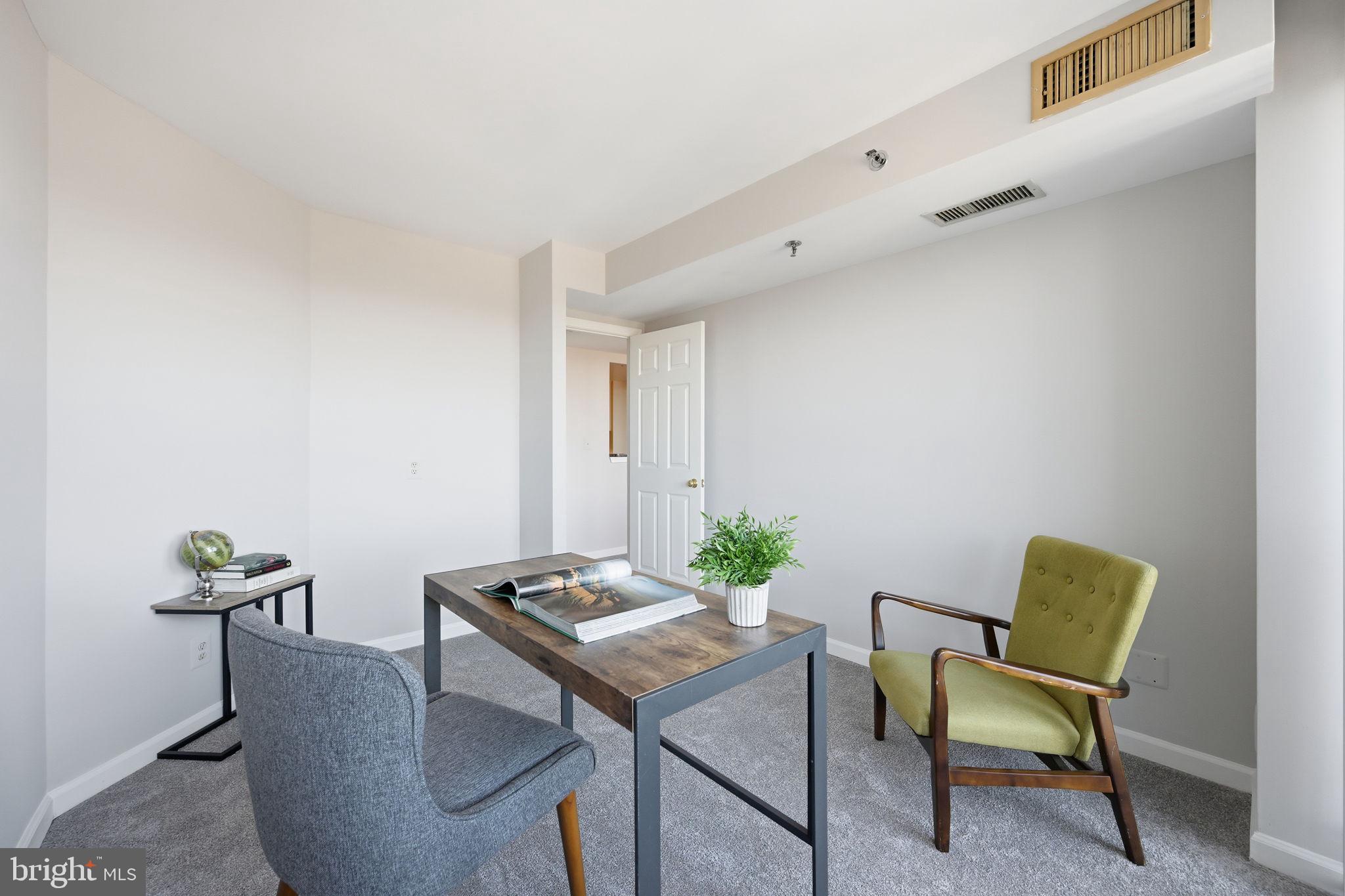 WHITLEY PARK CONDOMINIUM - Residential