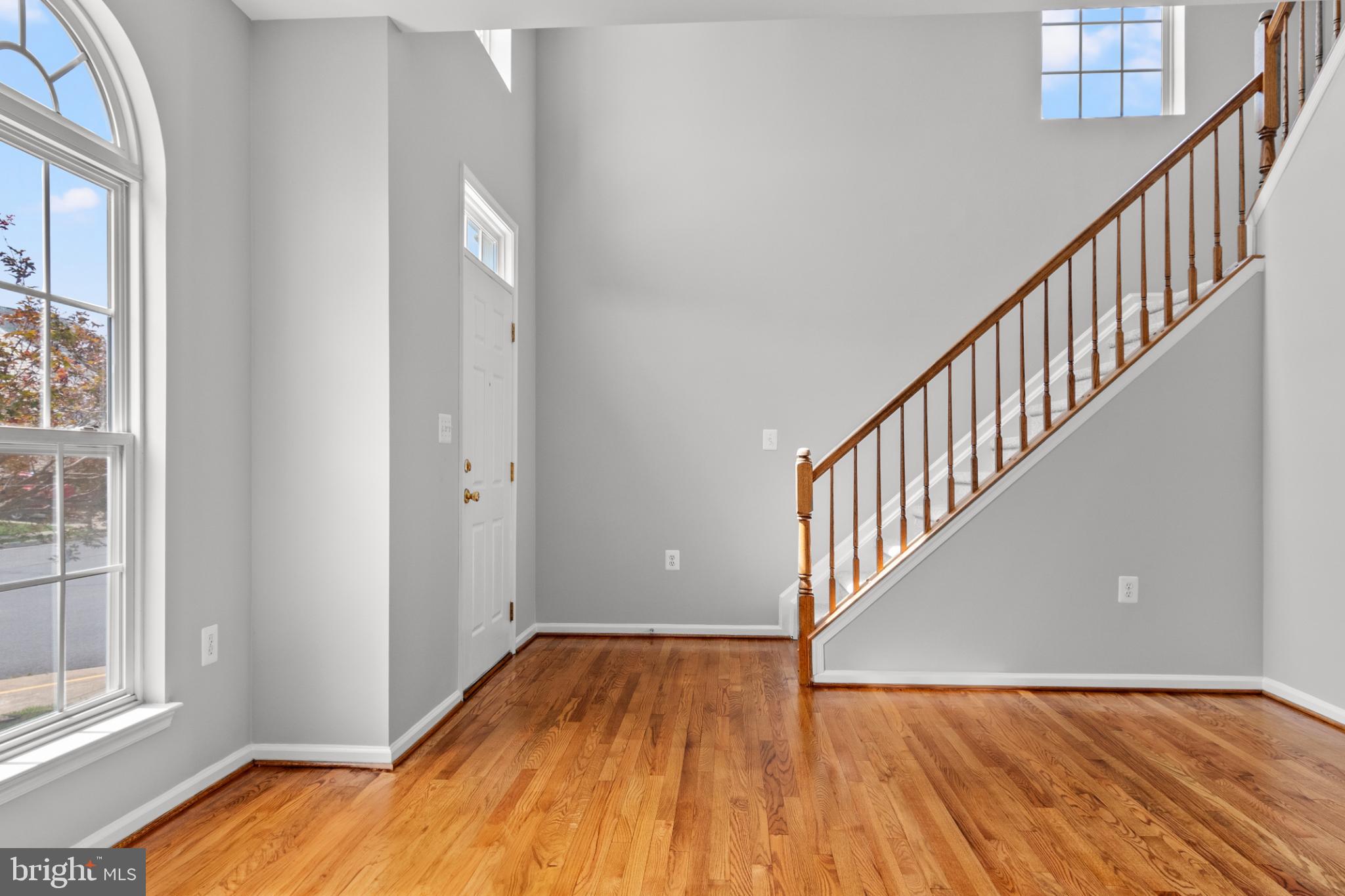 322 WHIPP DRIVE SE