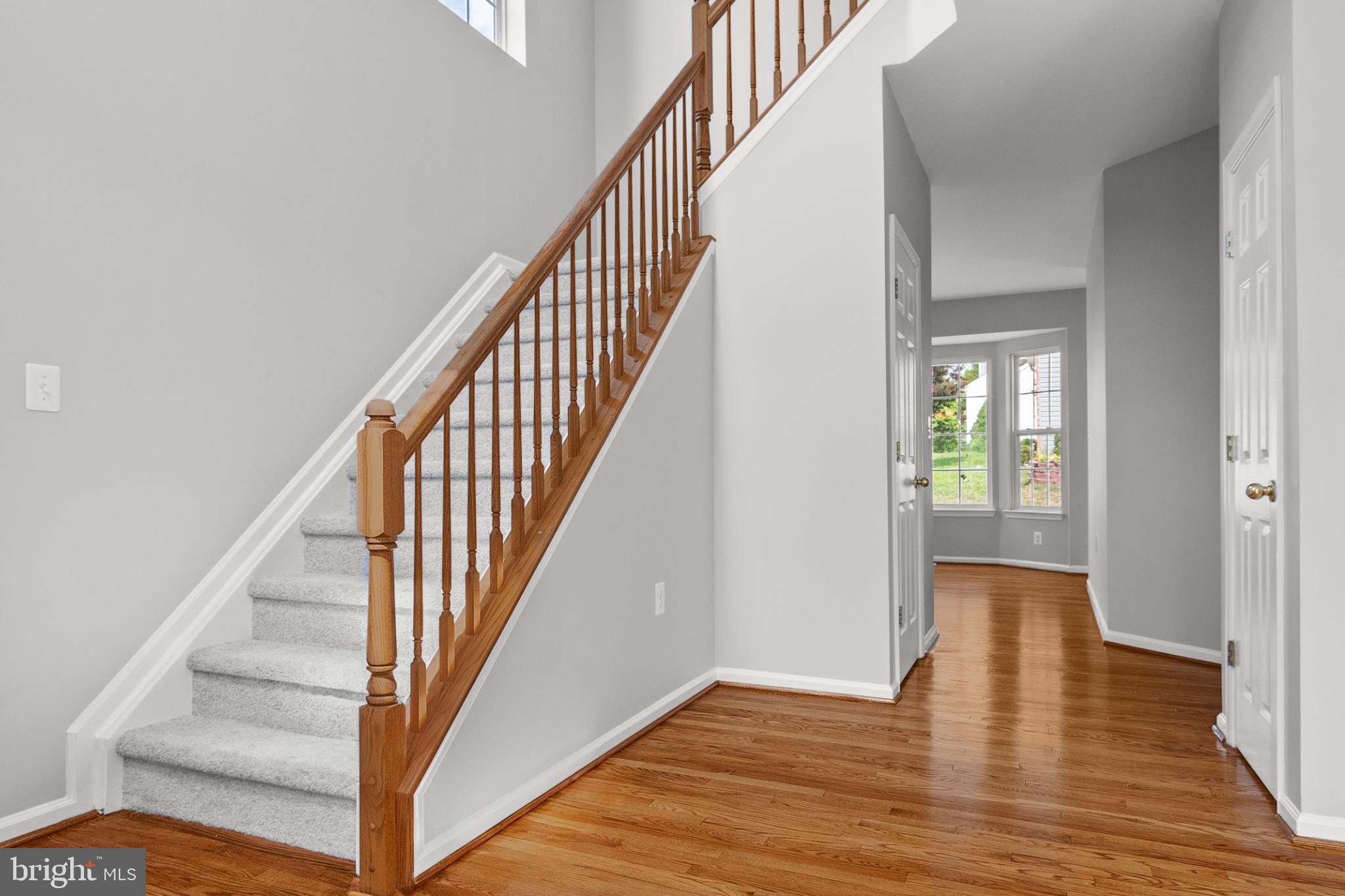 322 WHIPP DRIVE SE