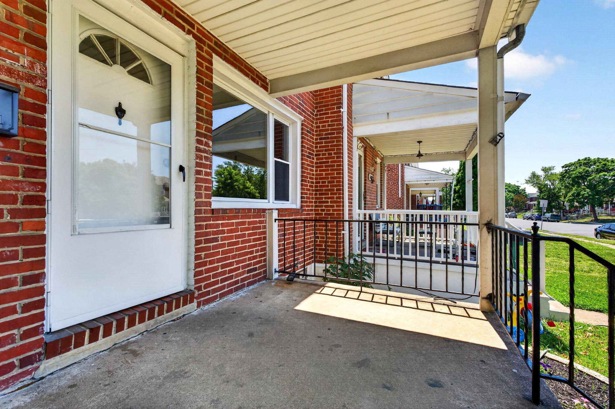 DUNDALK VILLAGE - Residential
