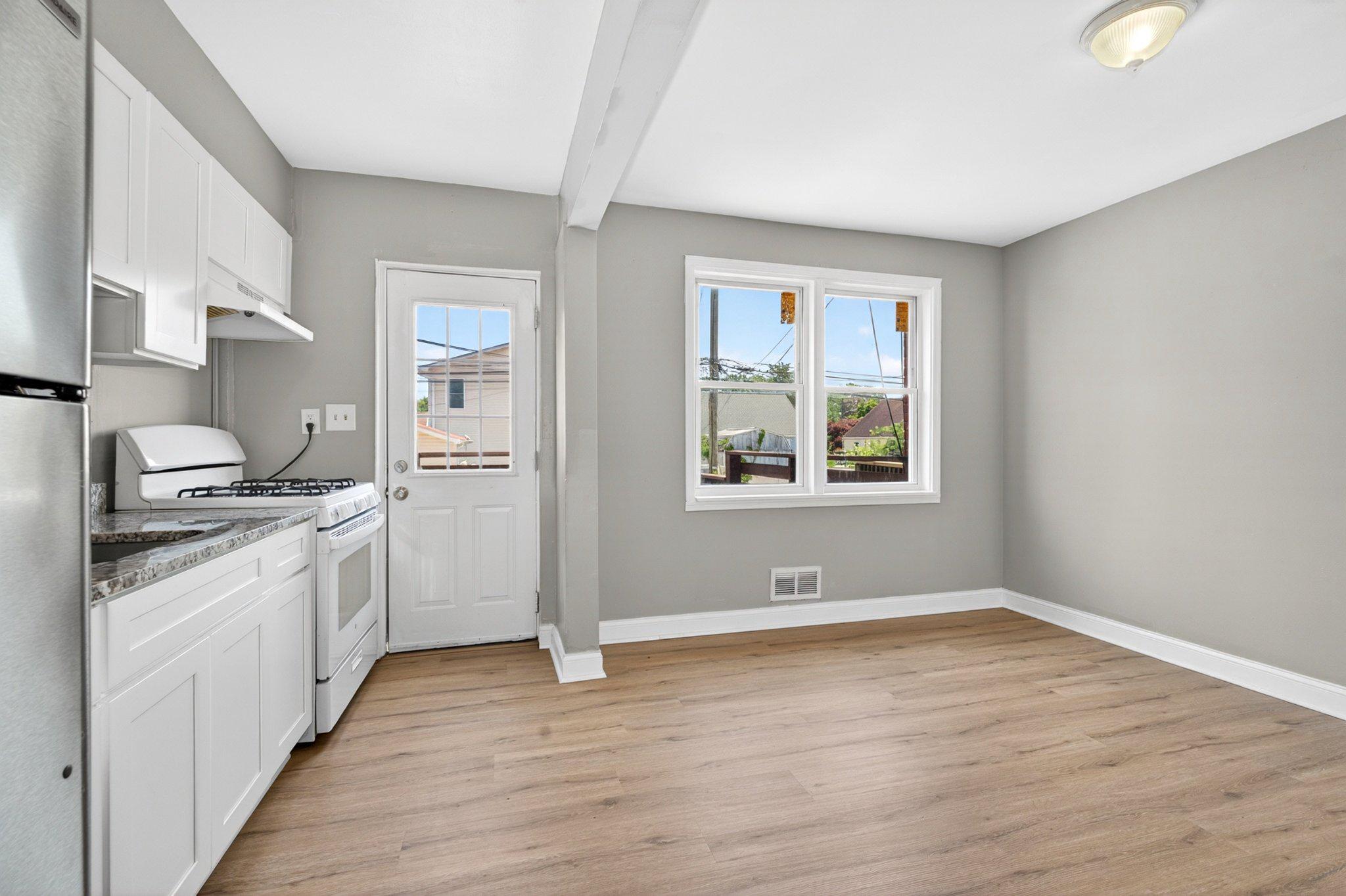 DUNDALK VILLAGE - Residential