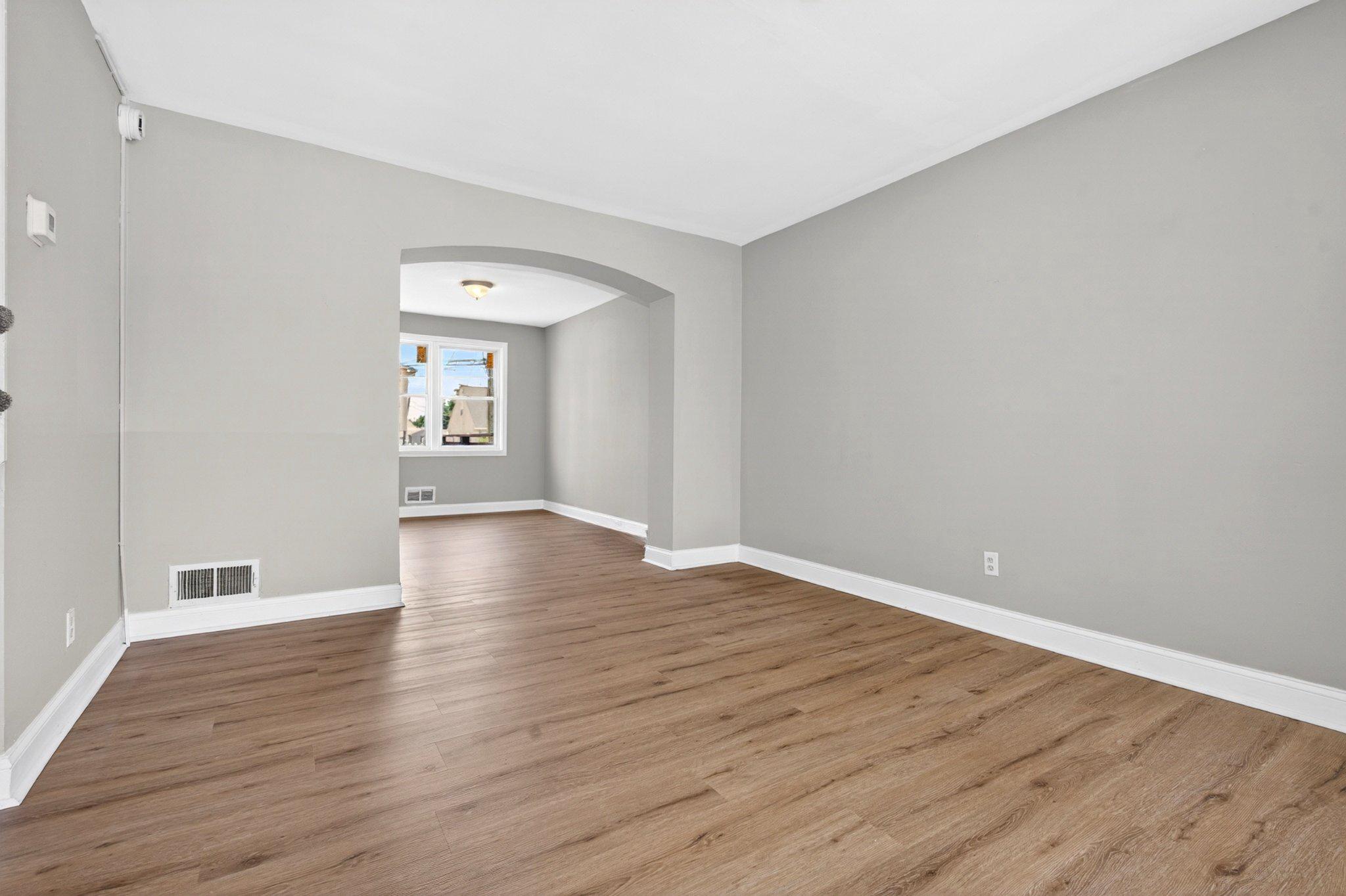DUNDALK VILLAGE - Residential