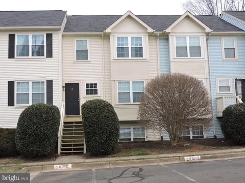 207C Fernwood Place, Warrenton, VA MLS: VAFQ2020162