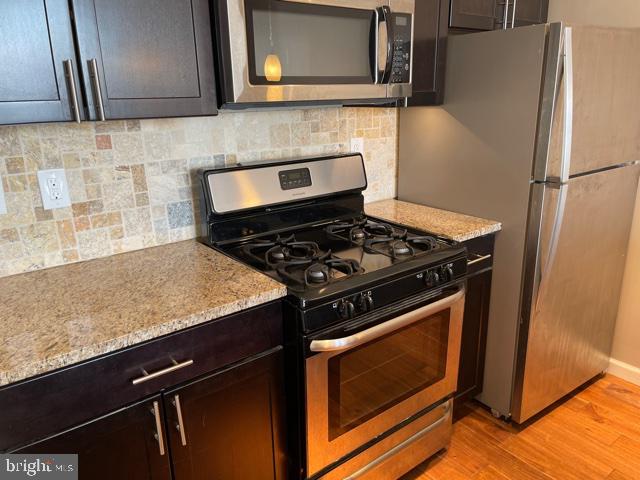 UNIVERSITY CITY - Residential Lease