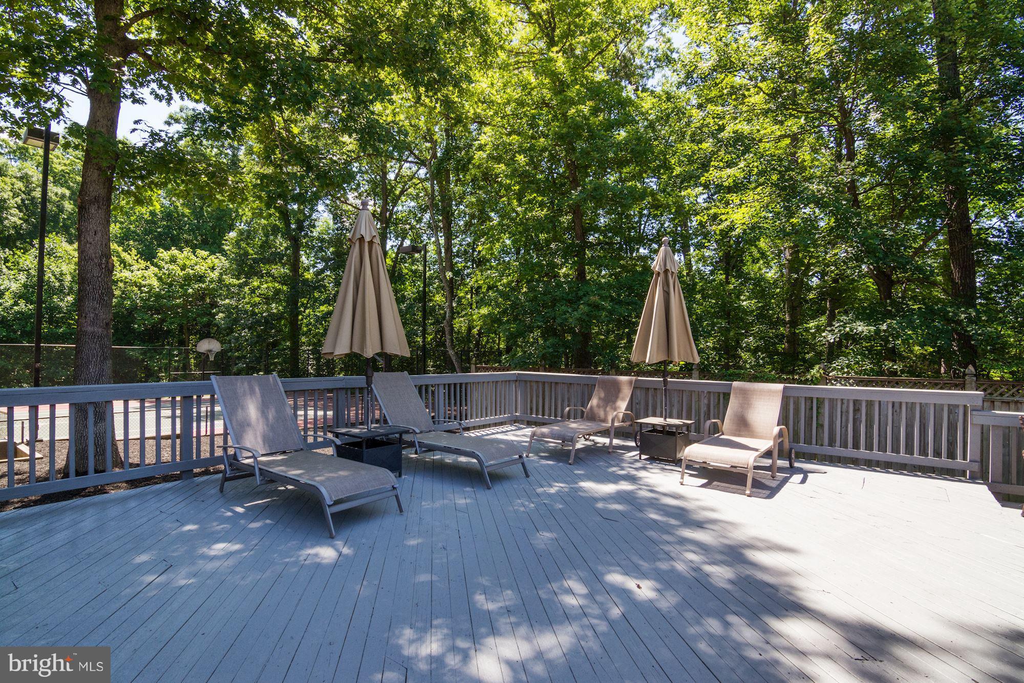 MANORS OF FOX MILL - Residential