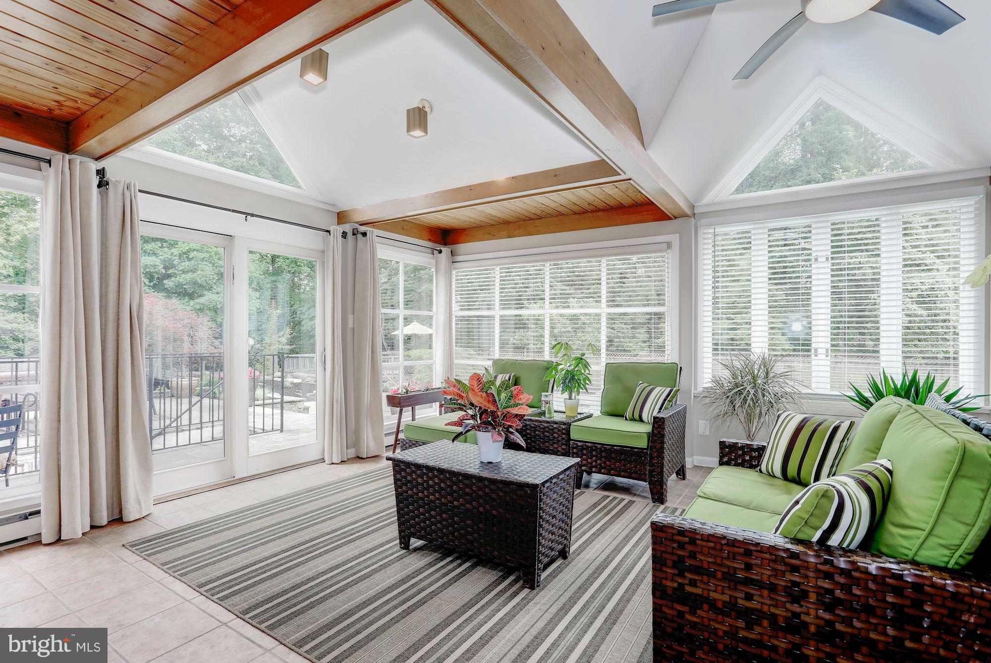 MANORS OF FOX MILL - Residential