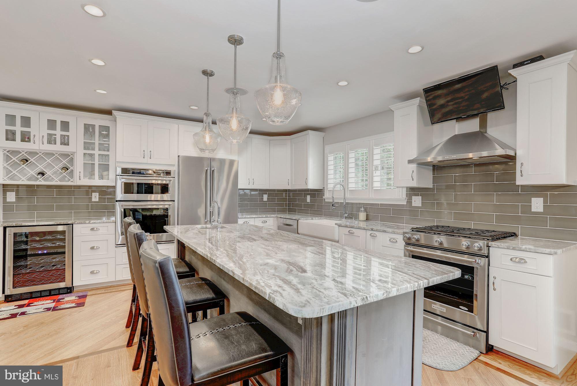 MANORS OF FOX MILL - Residential