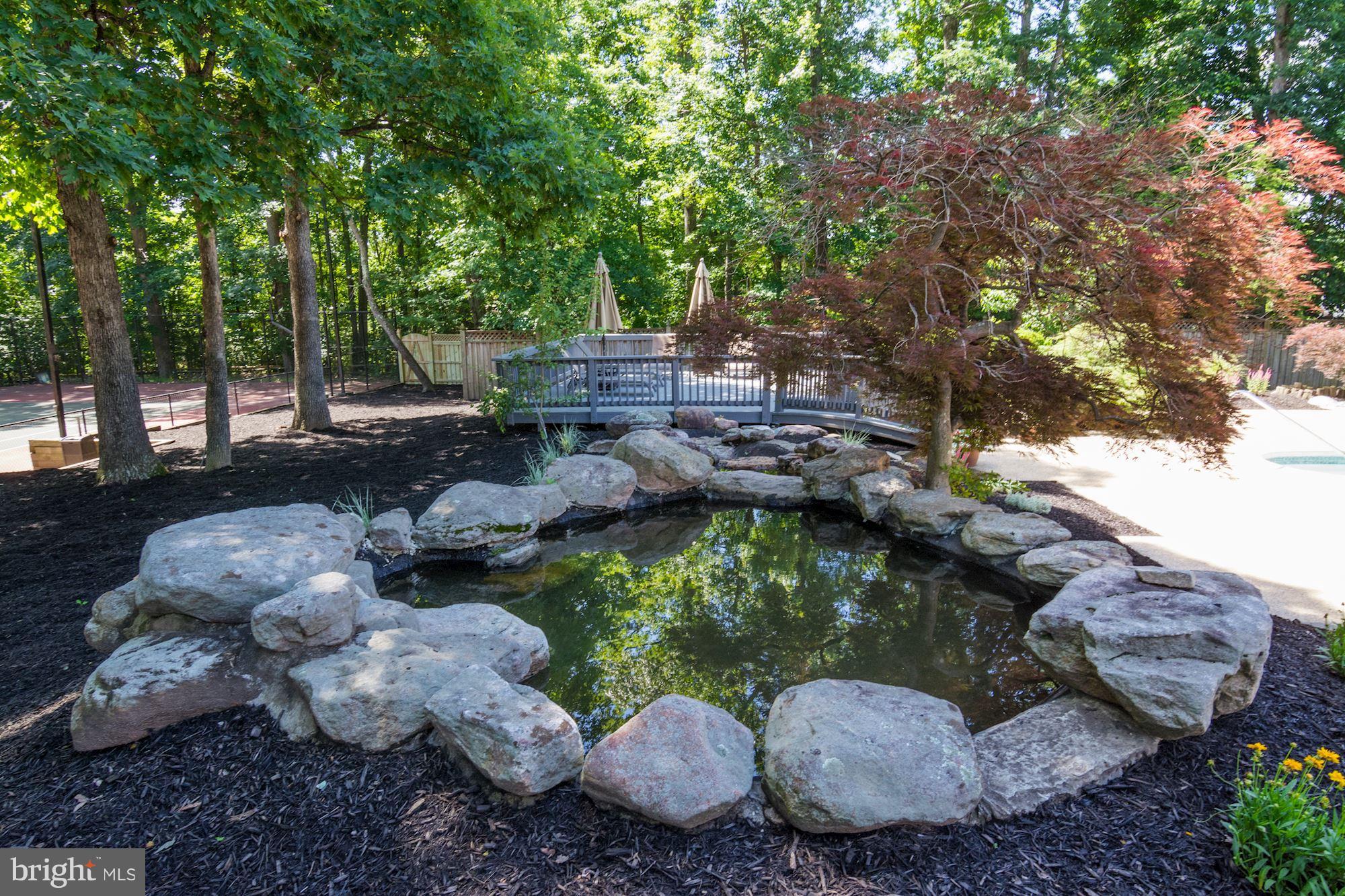 MANORS OF FOX MILL - Residential