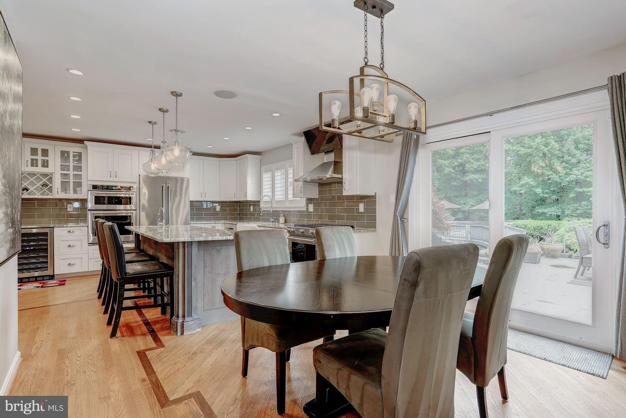 MANORS OF FOX MILL - Residential