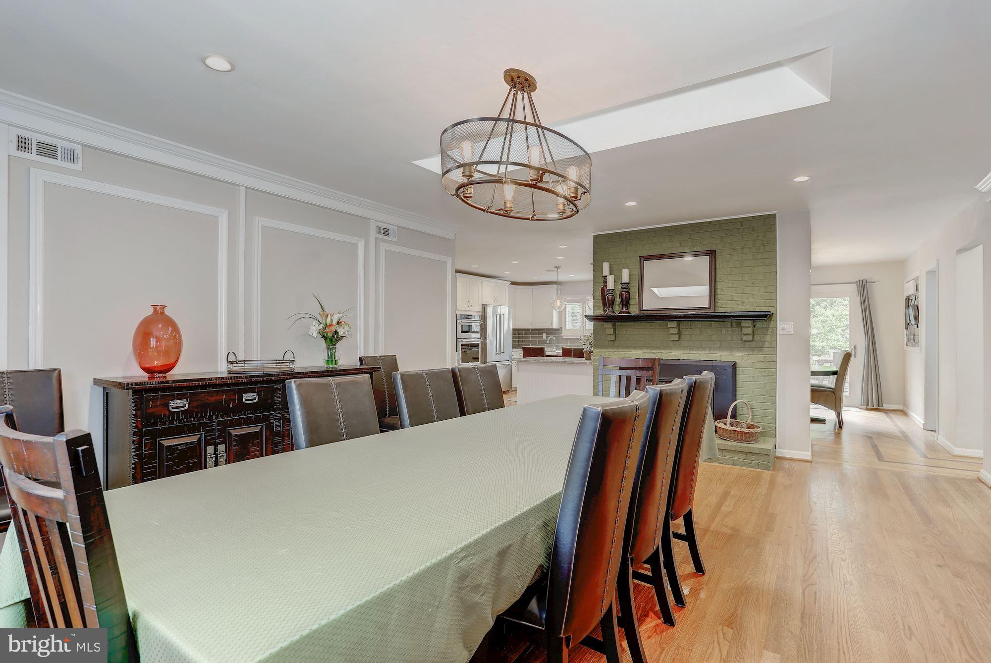 MANORS OF FOX MILL - Residential