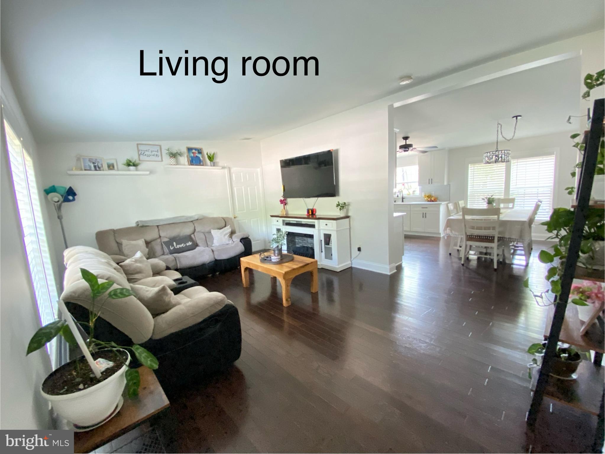 MARYLAND MANOR - Residential