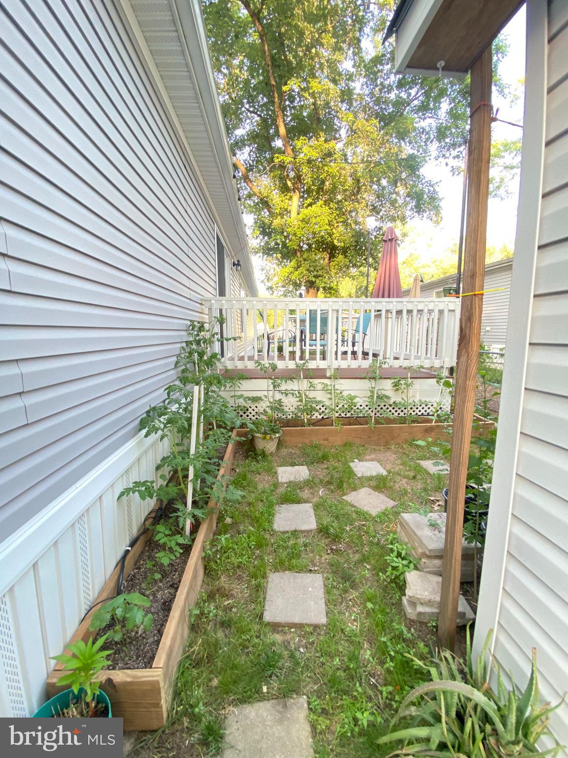 MARYLAND MANOR - Residential