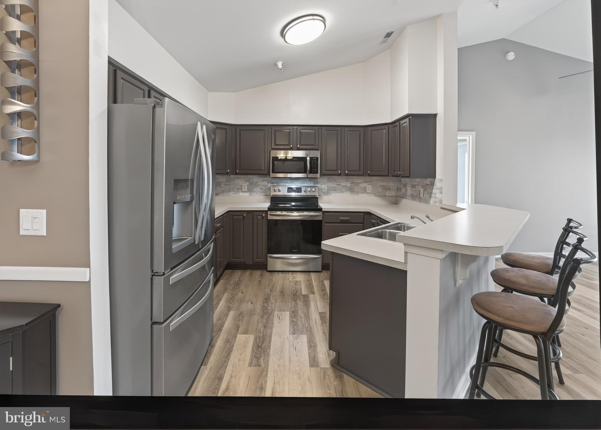 HEARTHSTONE MANOR - Residential