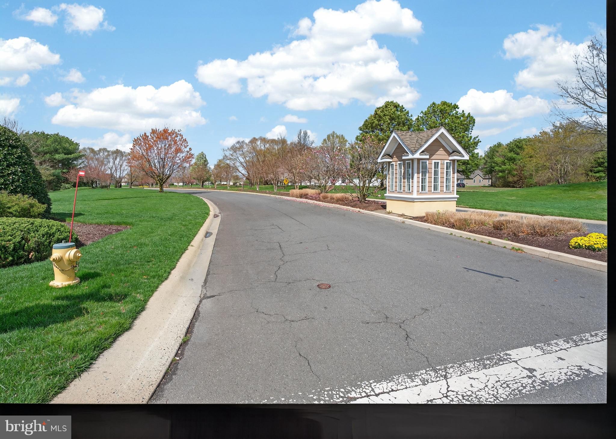 HEARTHSTONE MANOR - Residential