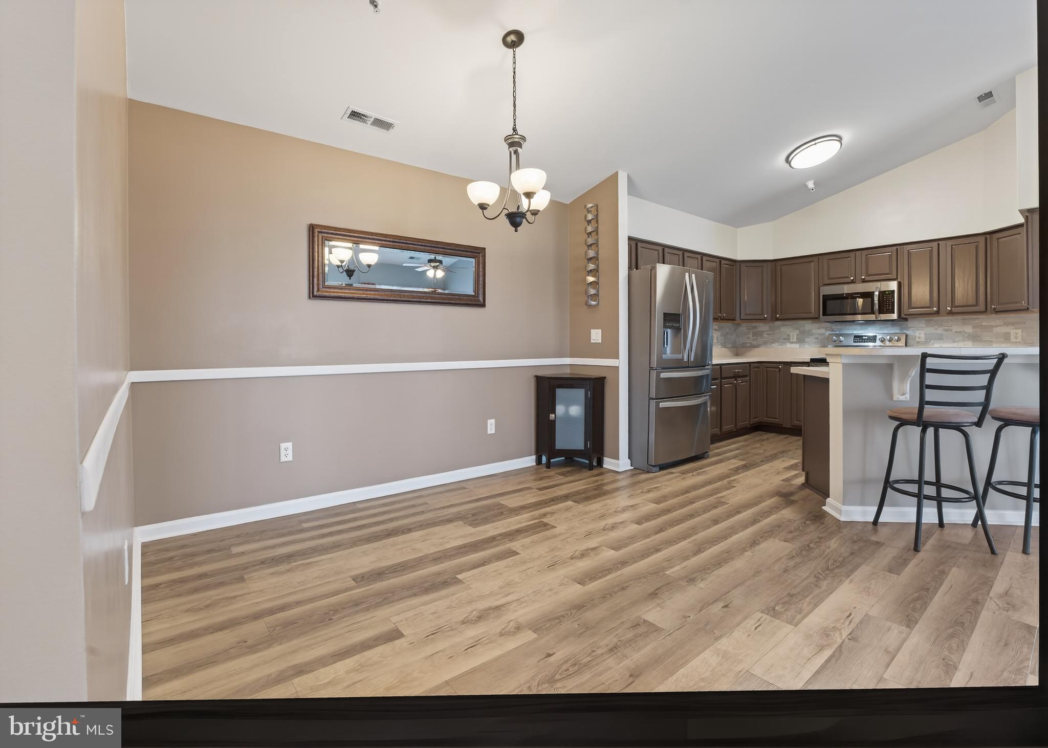 HEARTHSTONE MANOR - Residential