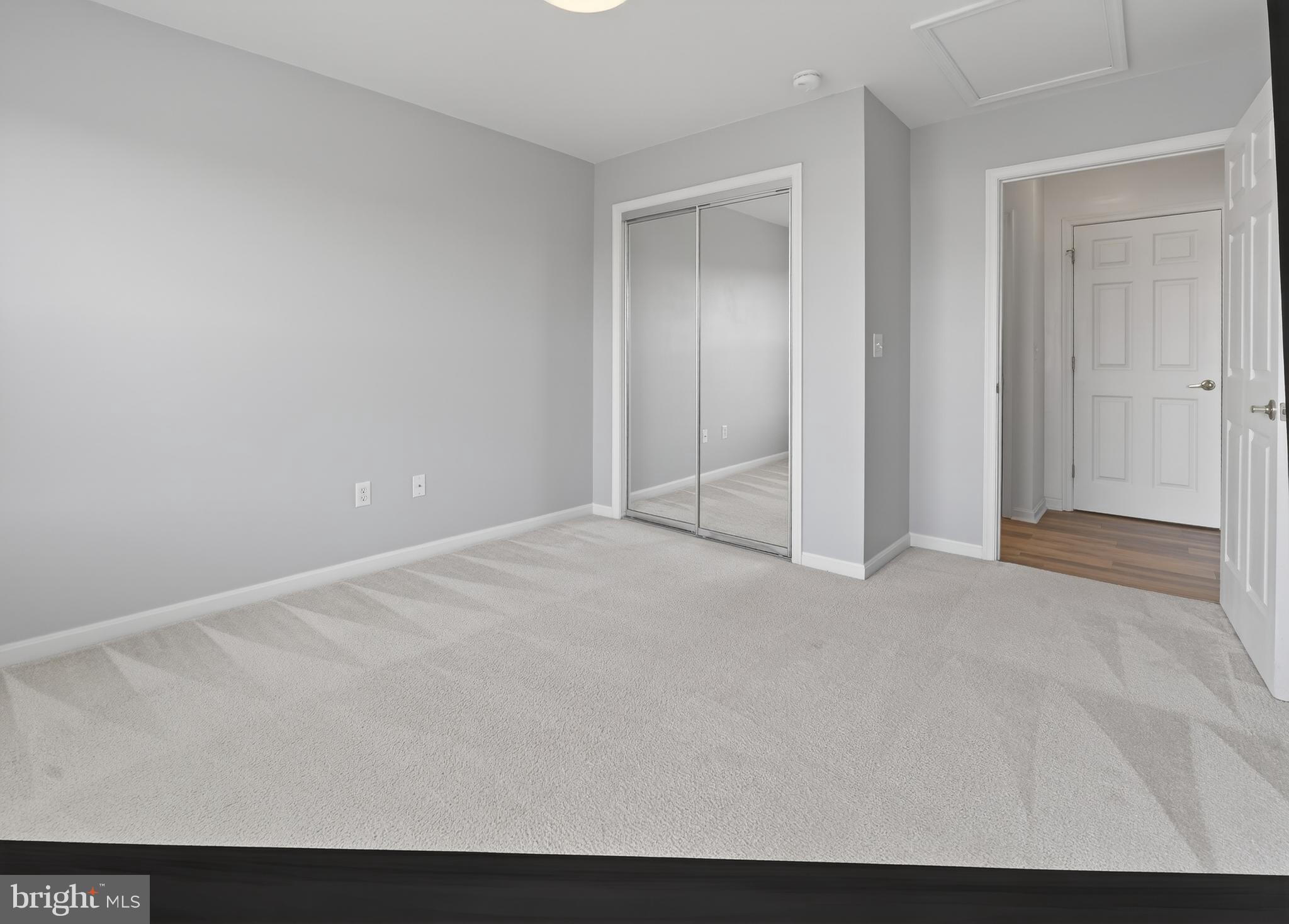 HEARTHSTONE MANOR - Residential