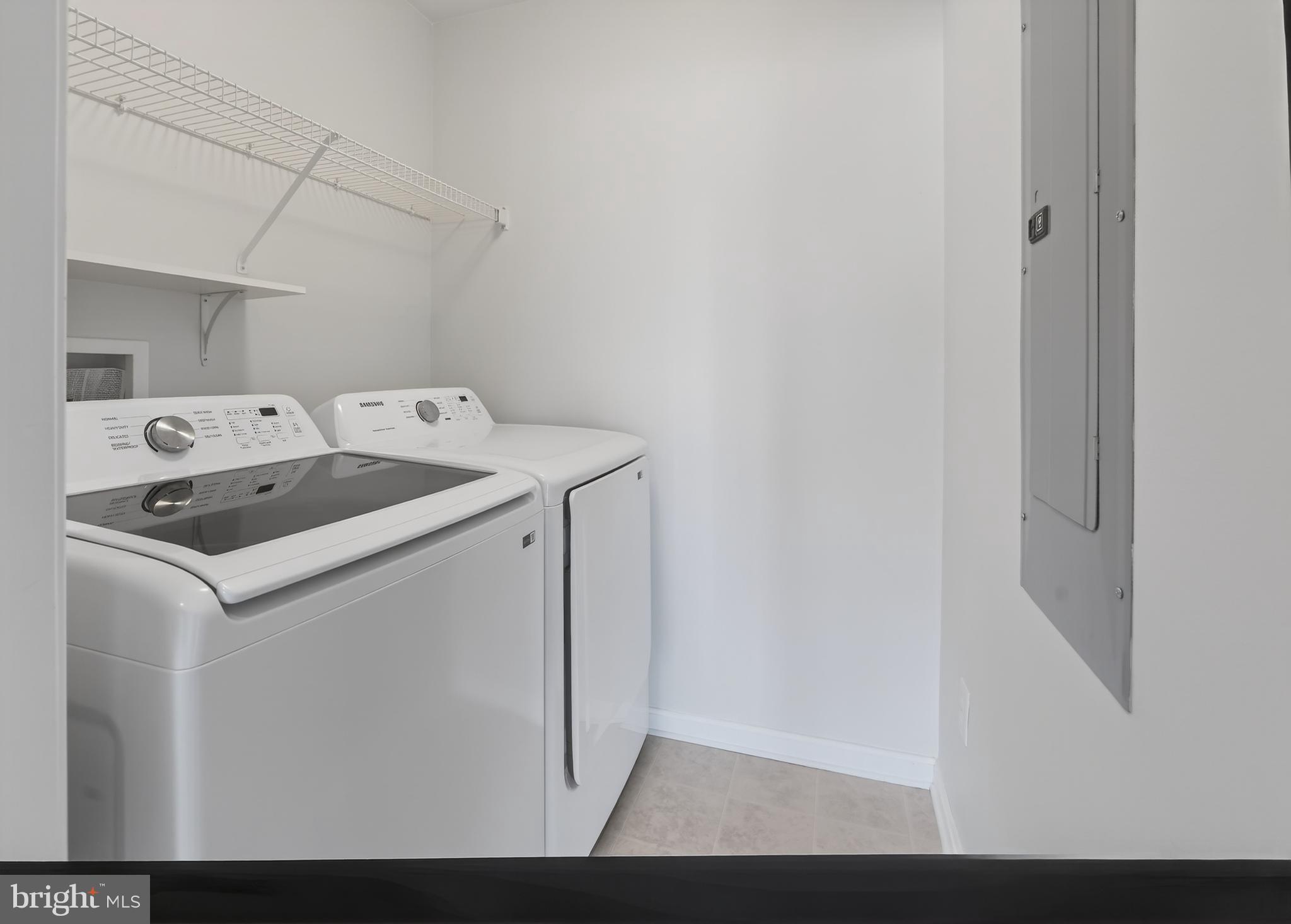 HEARTHSTONE MANOR - Residential