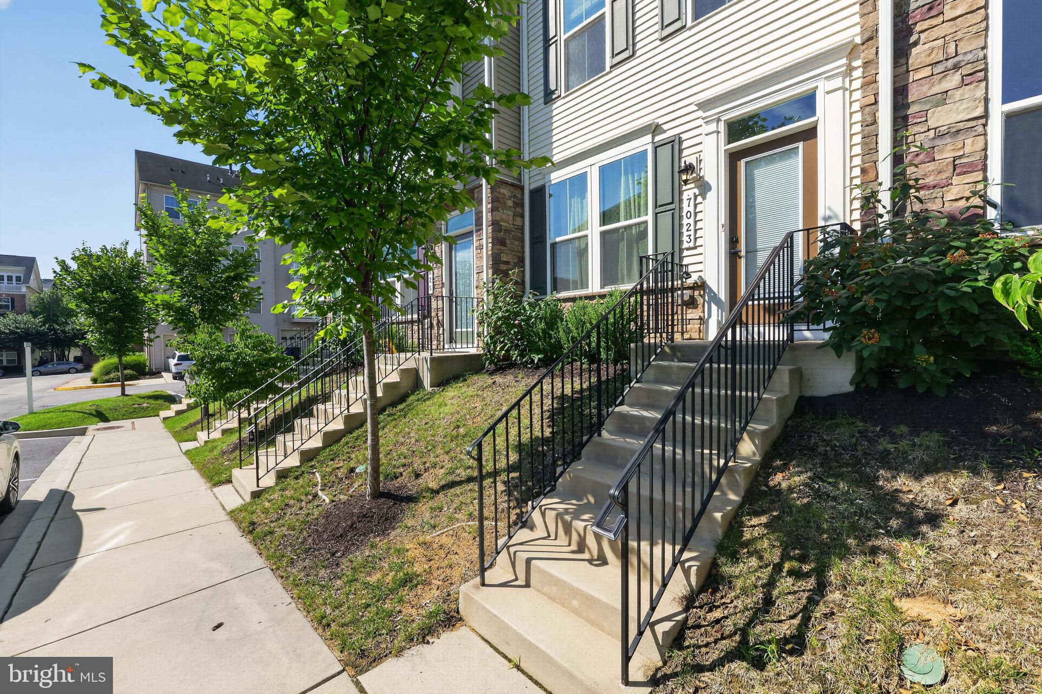 7023 MAHANT WAY
