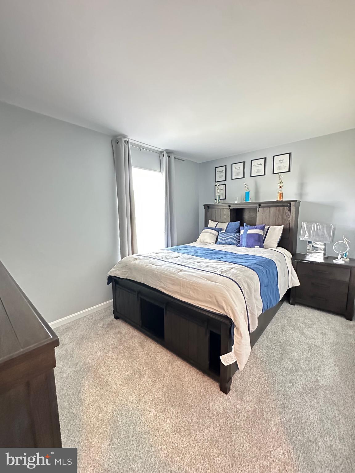 WILLOW HILLS - Residential