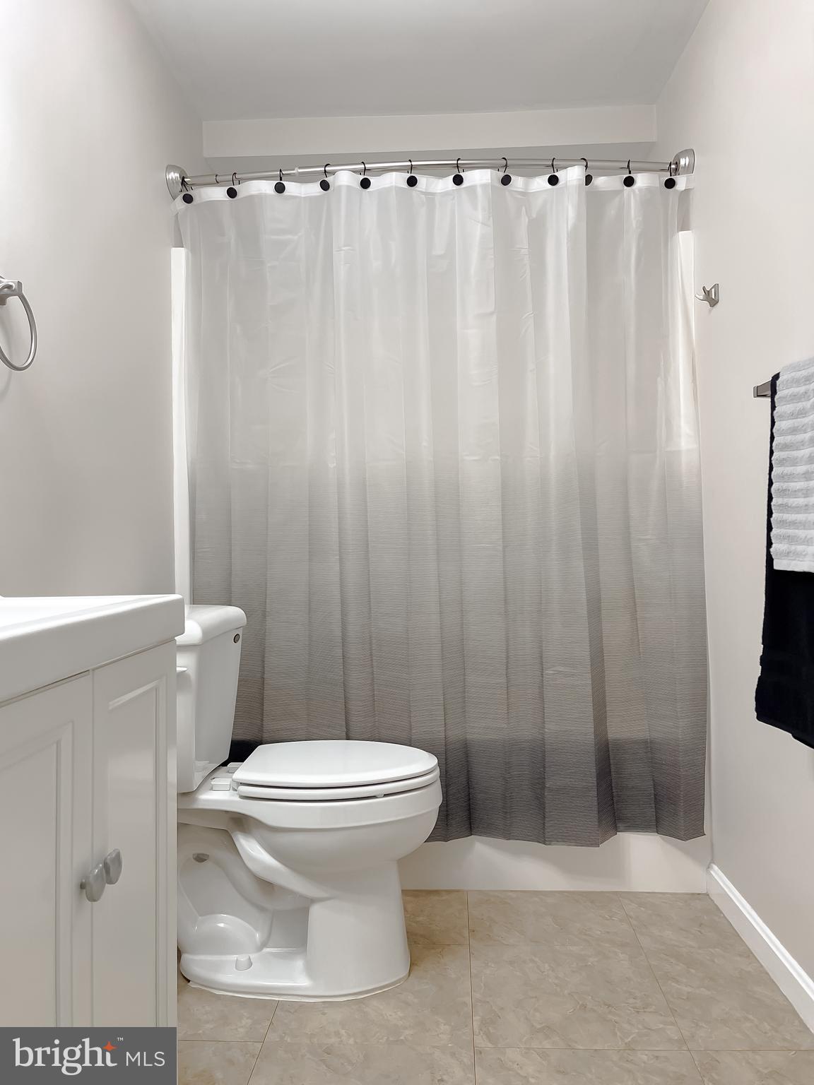 ORIOLE LANDING - Residential