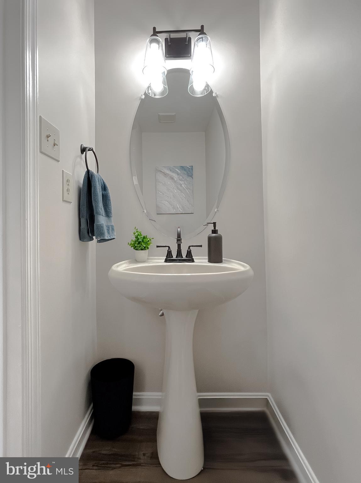 ORIOLE LANDING - Residential