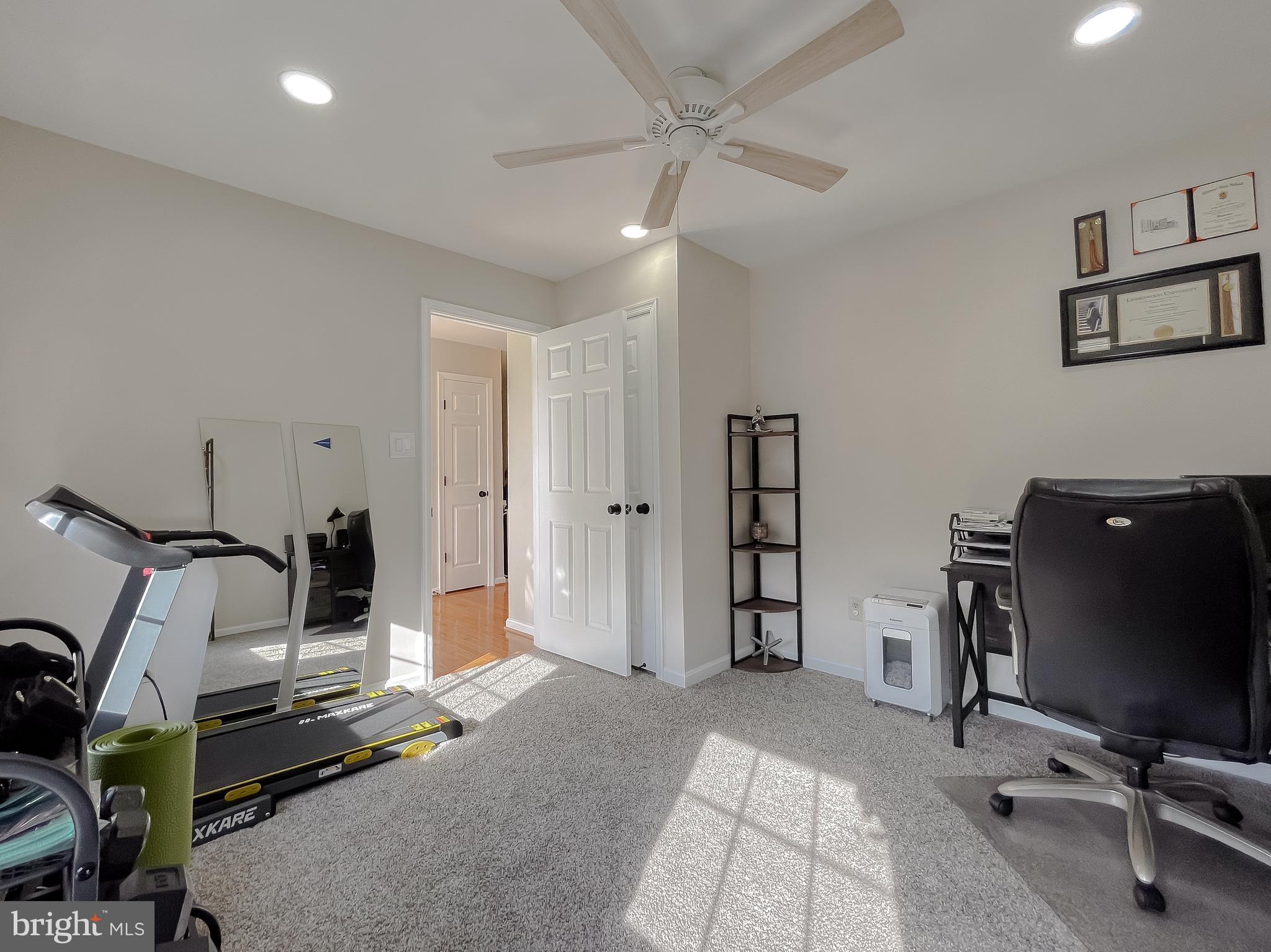 ORIOLE LANDING - Residential