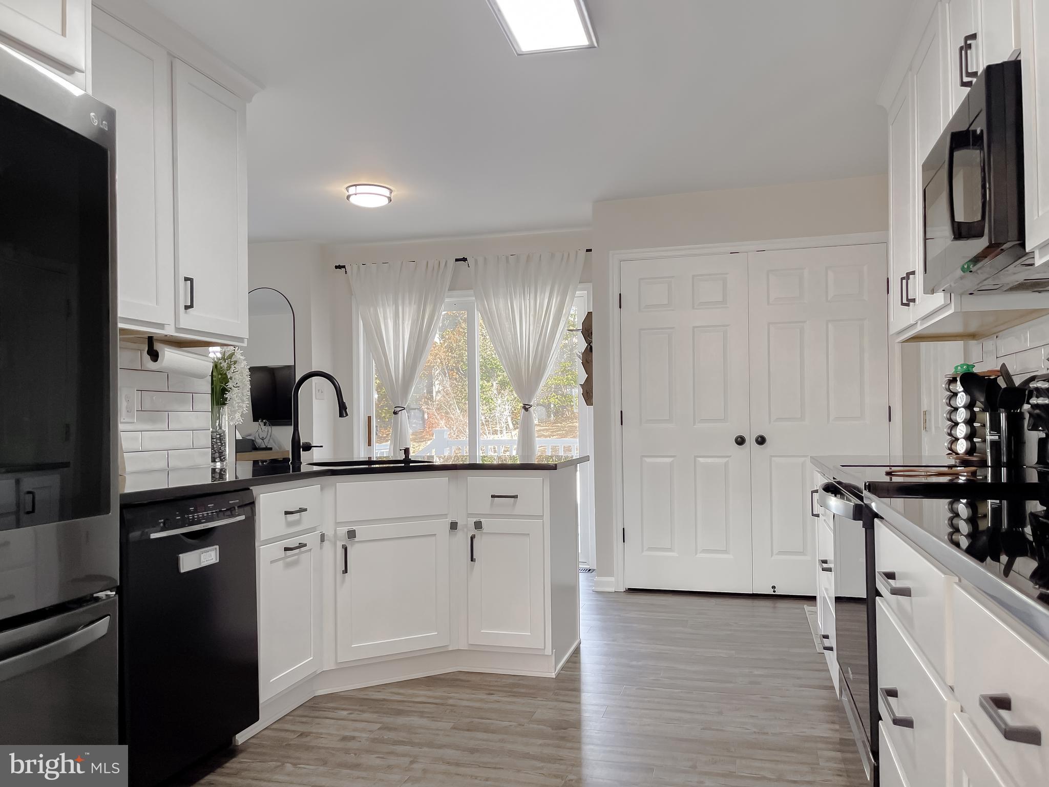 ORIOLE LANDING - Residential