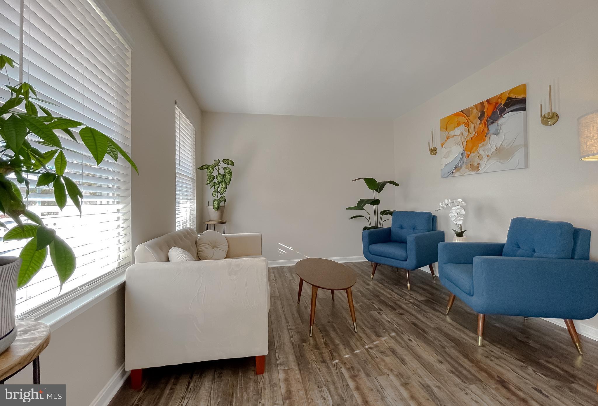 ORIOLE LANDING - Residential