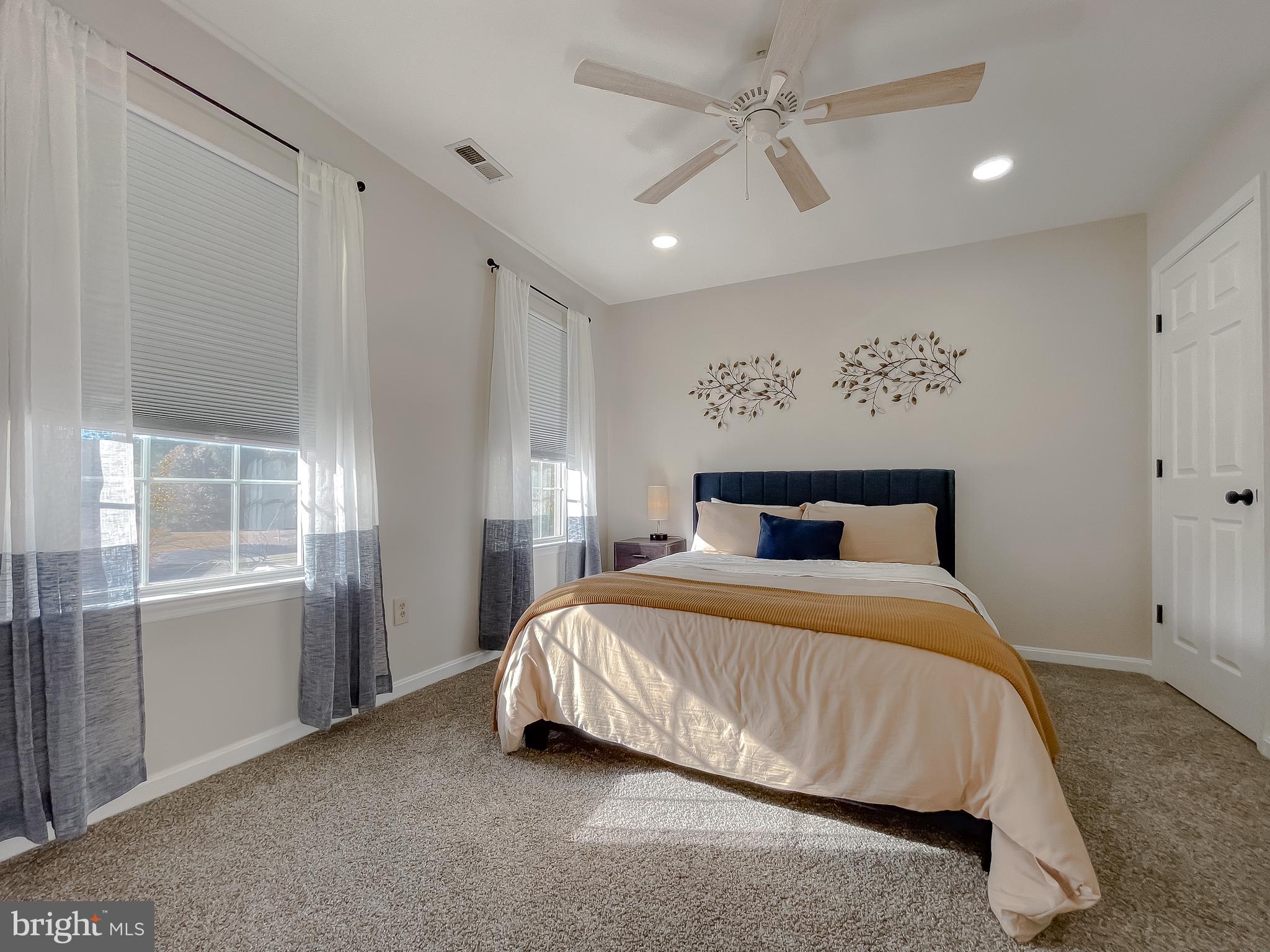 ORIOLE LANDING - Residential