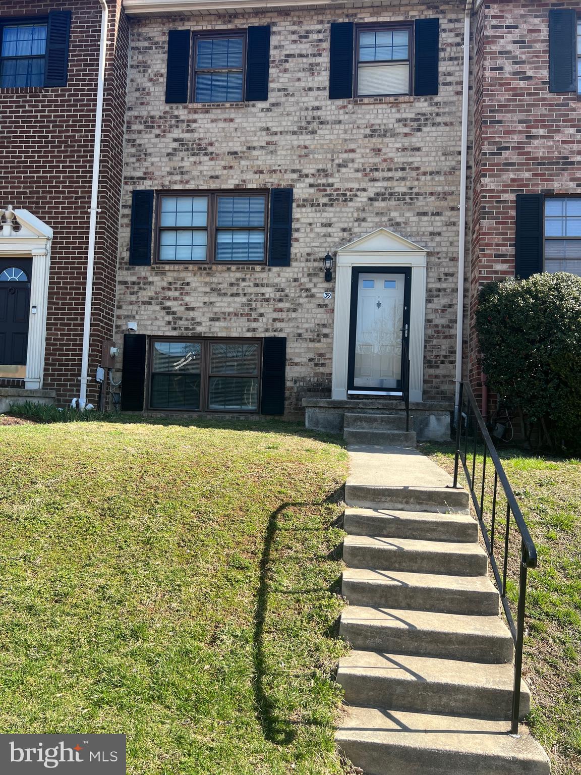 BROADFIELD AT WILTON FARM - Residential