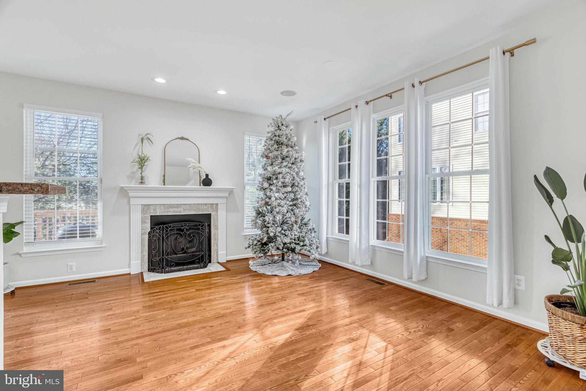 PURCELLVILLE RIDGE - Residential